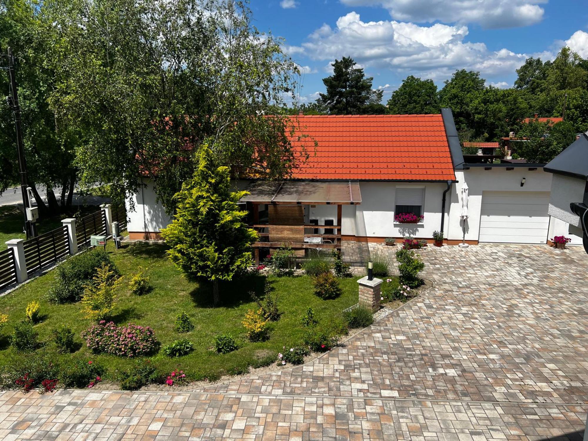 Dreko Panzió&Borbisztró Gyorujbarat Exterior foto
